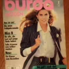 Burda Revista moda vintage cu tipare februarie 1988