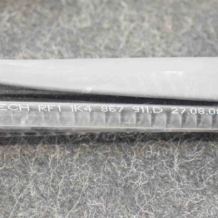 Garnitura ușă st&acirc;nga față VW GOLF V 1K1 2008 OEM: 1K4867911D