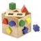 Shape sorting cube. Cub din lemn cu forme de sortat