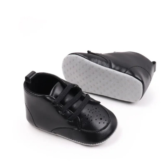 Pantofi pentru bebelusi, negri (Marime Disponibila: 6-9 luni (Marimea 19
