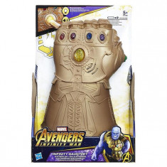 Jucarie Avengers Infinity Gauntlet Electronic Fist foto