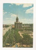 FA136 -Carte Postala- RUSIA - Sverdlovsk. Square near the city council building, necirculata 1967