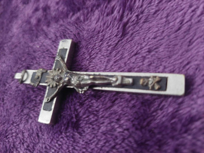 Crucifix de gat vechi complet,argintat expus fara a fi curata sau lustruit foto