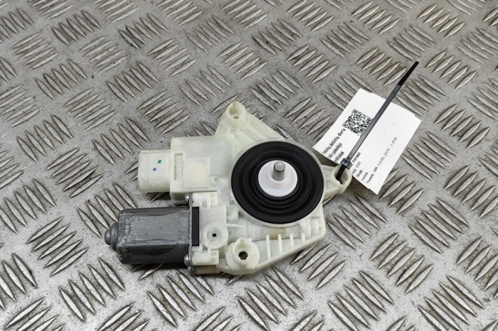 Motor macara geam ușă dreapta față BMW 5 G30 2016 OEM: 5A5C894 31266391