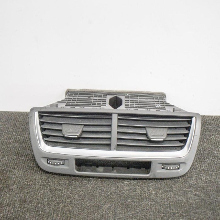 Gura de ventilație planșa de bord OPEL MOKKA / MOKKA X 2015 OEM: 95437804,95316391,95437803 10585973