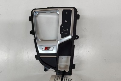 Indicator de schimbare a treptelor de viteză AUDI A5 F53 2017 OEM: 8W2713111B 31223507 foto