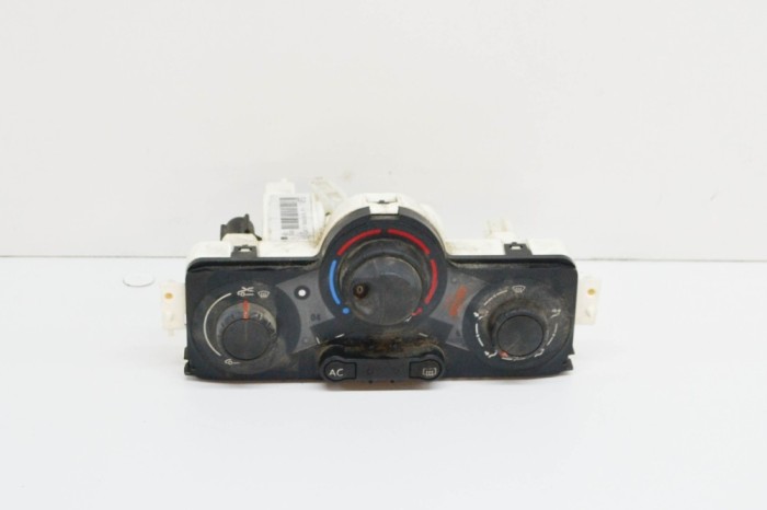 Modul de climatizare RENAULT MEGANE II Coup&eacute;-Cabriolet EM0/1_ 2005 OEM: 69420001 | 13427732