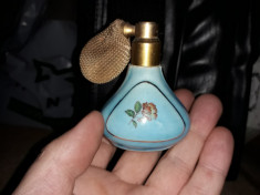 Sticluta Parfum Veche Din Ceramica foto