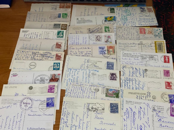 Lot Carti Postale circulate si necirculate din diverse tari