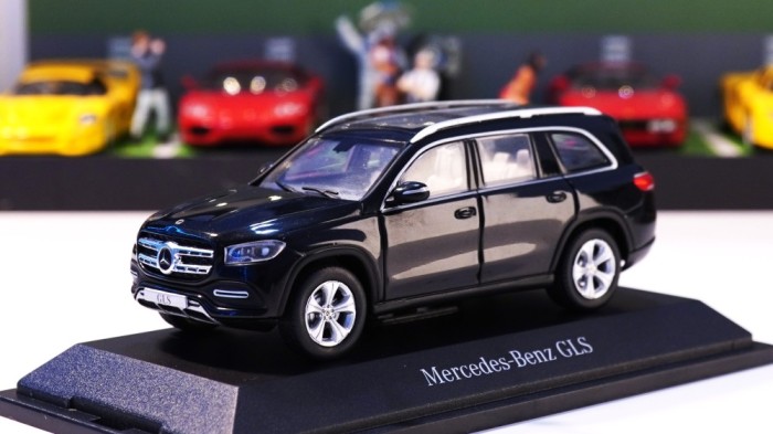 Mercedes-Benz GLS - Z-Models 1/43