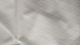 XM Material textil supraelastic alb, gros, model in relief L 1.6 m, l 1.27 m