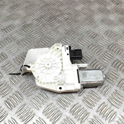 Motor macara geam ușă dreapta față TESLA MODEL Y 2023 OEM: 1526796-00-E,G03483-101 23517765 foto