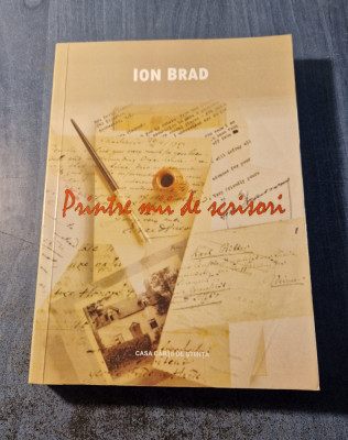 Printre mii de scrisori Ion Brad cu autograf foto