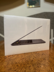 Macbook Pro 13 inch foto