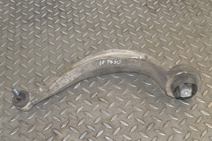 Braț curbat dreapta față AUDI A4 8K2, B8 2007 OEM: 8K0407696C 13350312