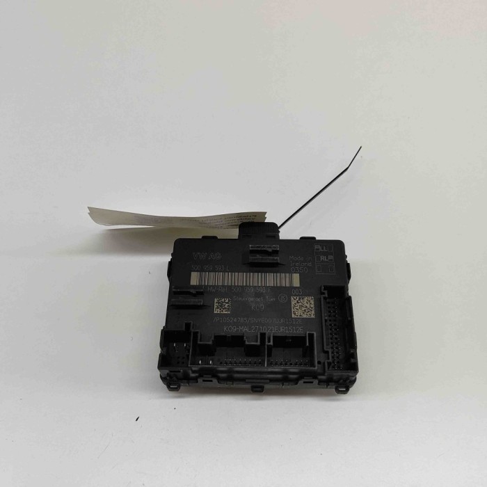 Modul de control ușă dreapta față AUDI Q2 GA 2021 OEM: 5Q0959593L,5Q0959593F 28293809