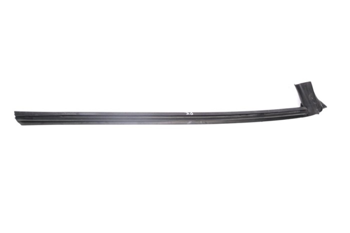 Chedar geam ușă st&acirc;nga față VW PASSAT CC 357 2010 OEM: 3C8837471B 13147102