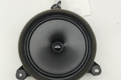 Difuzor ușă dreapta față TOYOTA C-HR _X2_, _H2_ 2023 OEM: 86160-1A210 30769737 foto