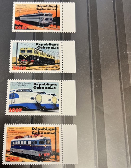 2000. Gabonez. Trenuri