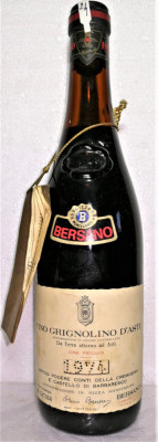 24 - VIN ROSU GRIGNOLINO D&amp;#039;ASTI, BERSANO, RECOLTARE 1974 CL 72 GR. 12 foto