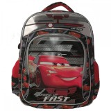 Ghiozdan Cars, Mediu