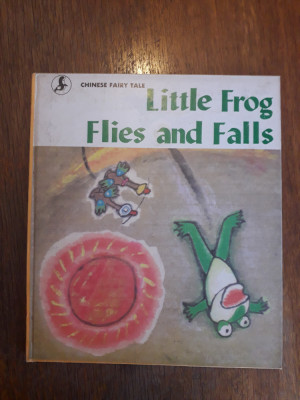 Little Frog Flies and Falls - Chinese Fairy Tale / R8P5F foto