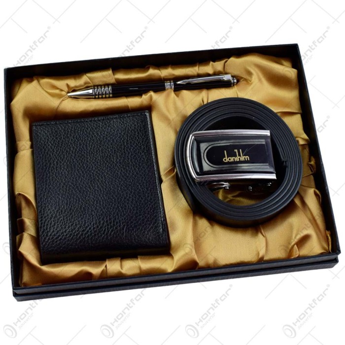 Set cadou barbati &ndash; Portmoneu/Curea/Pix
