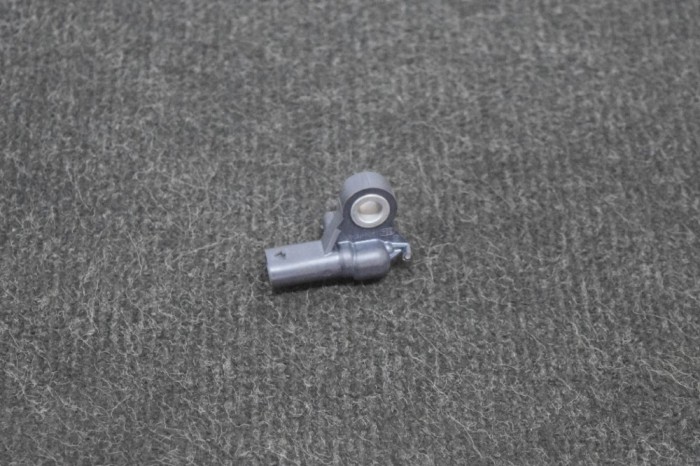 Senzor de impact lateral dreapta TESLA MODEL 3 2018 OEM: 1036761-00-A 11256049