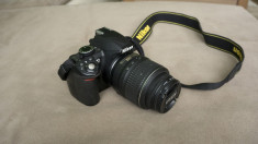 Vand DSLR Nikon D3100 cu obiectiv 18-55mm si accesorii foto