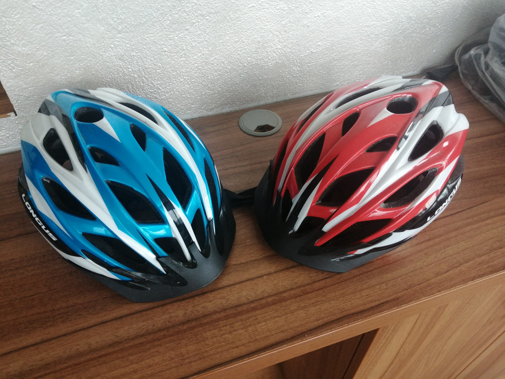Set doua casti bicicleta adulti albastra rosie casca de protectie biciclete  | Okazii.ro