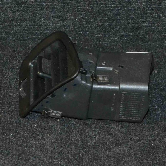 Gura de ventilație planșa de bord OPEL INSIGNIA A Sedan G09 2010 OEM: 13321919 | 1788668