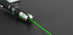 Laser tip stilou, din aluminiu, raza verde, cu baterii, negru, Gonga foto