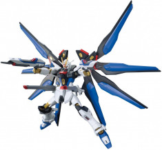 HG Gundam Strike Freedom Revive 1/144 (model kit) foto