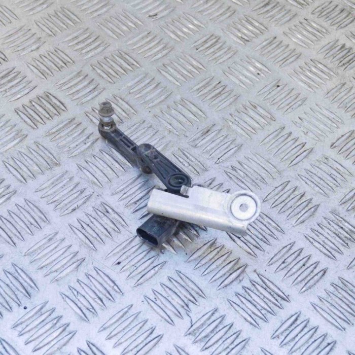Senzor de nivel &icirc;nălțime dreapta față TESLA MODEL X 2016 OEM: 1027946-00-A 10043559
