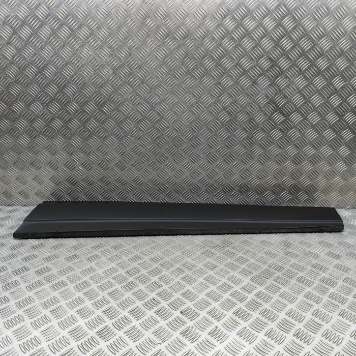 Bandou inferior ușă dreapta față AUDI Q4 SUV F4B 2024 OEM: 89A853960