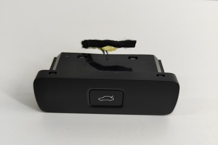 Comutator deschidere haion VOLVO XC40 536 2024 OEM: P32350330,32350330 29813254