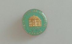 QW9 J 58 - Insigna - tematica invatamant - Grup scolar comercial Craiova 100 ani