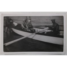 FAMILIE IN BARCA LA CARMEN SYLVA ( EFORIE SUD ) , FOTOGRAFIE TIP CARTE POSTALA , IULIE , 1938