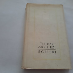 TUDOR ARGHEZI - SCRIERI, VOL. 33 O GALERIE DE PORTRETE RF11/0