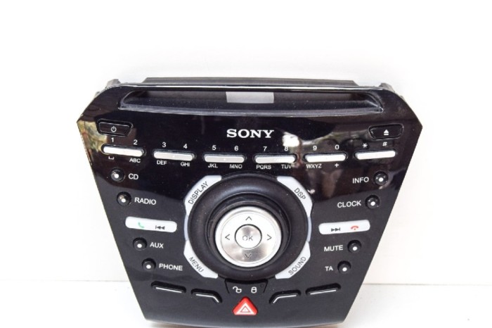 Buton player muzical FORD FOCUS III 2013 OEM: BM5T-18K811-MA 11549604