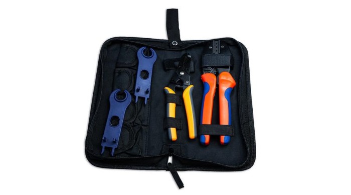 Volt Polska Trusă de unelte pentru conectorul MC-4 (unealtă de sertizare, polizor de s&acirc;rmă, chei)