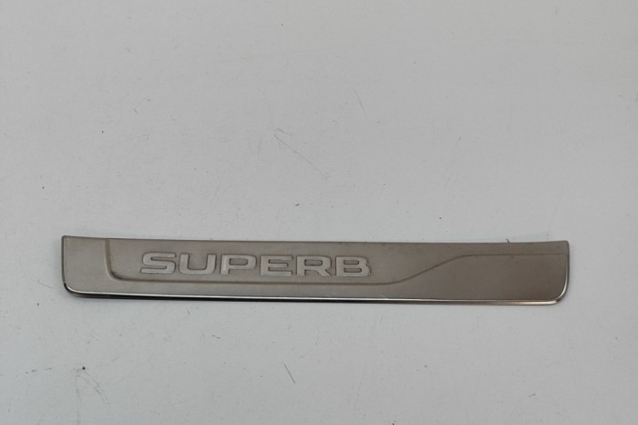 Ornament prag st&acirc;nga spate SKODA SUPERB III Estate 3V5 2021 OEM: 3V0853557P | 31891418