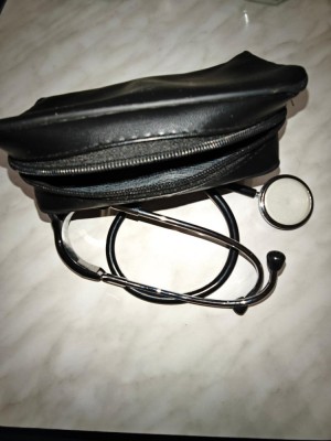 STETOSCOP MEDICAL PLAT, FIABILITATE RIDICATA foto