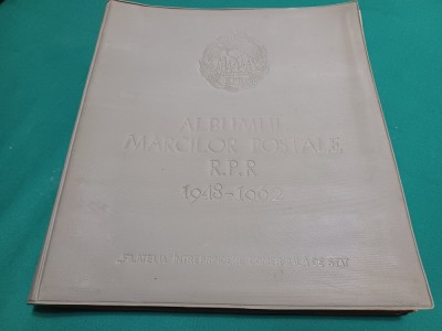 ALBUMUL MĂRCILOR POȘTALE R.P.R *1948-1962 /700 foto