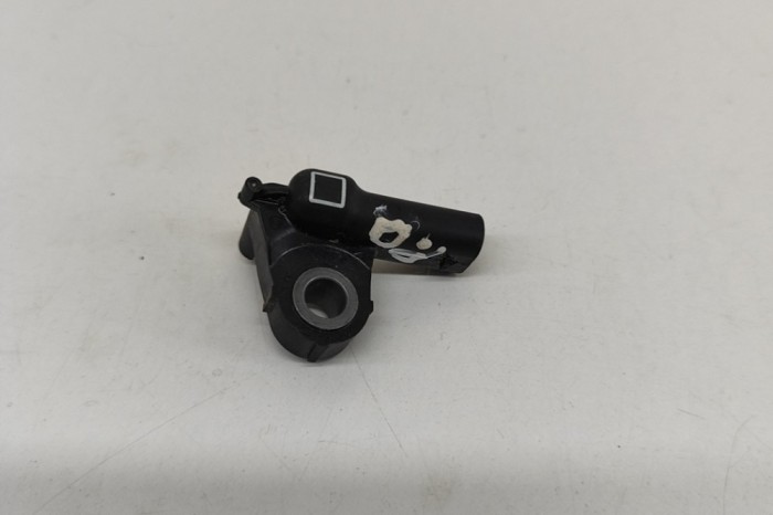 Senzor de impact dreapta față MERCEDES-BENZ EQV W447 2023 OEM: A4479050304 24972389