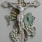 Crucifix vintage original turnat in fonta, ornamente vinicole, vechime 100 ani