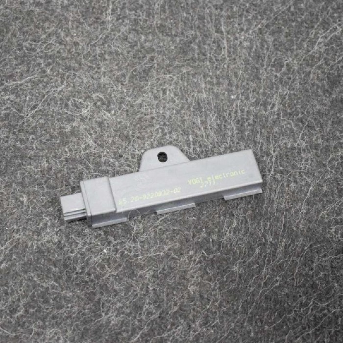 Amplificator de antena BMW 6 Coupe F13 2011 OEM: 9220832 2688765