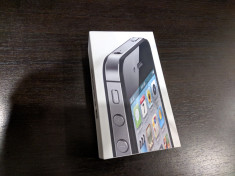 Iphone 4s , 8 gb I.O.S. 6.1.3. , negru, nou nefolosit , liber de retea. foto