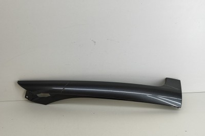 Ornament vertical parbriz st&amp;acirc;nga ASTON MARTIN DB11 2022 OEM: KY53-L519A37-AD,KY53-L519A37-BD | 25971612 foto