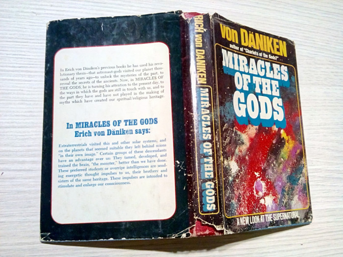 MIRACLES OF THE GODS - Erich Von Daniken - New York, 1976, 228 p.; lb. engleza